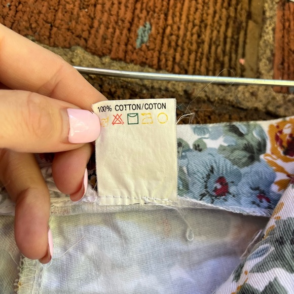 90s Vintage Floral Cotton High Waist Shorts Size 26-27 - Picture 7 of 8